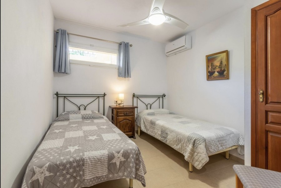 10 Bed Villa For Sale