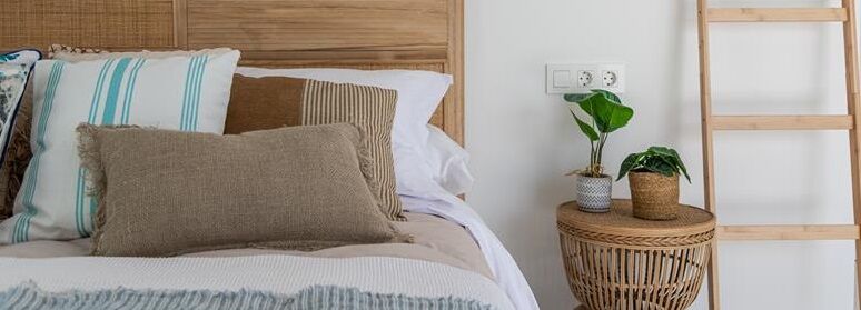Bedroom_776x_strip